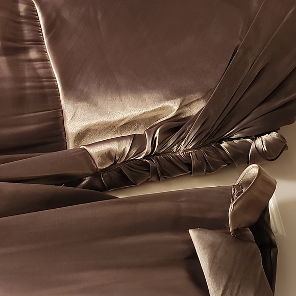 Top - Picture 3 of 5